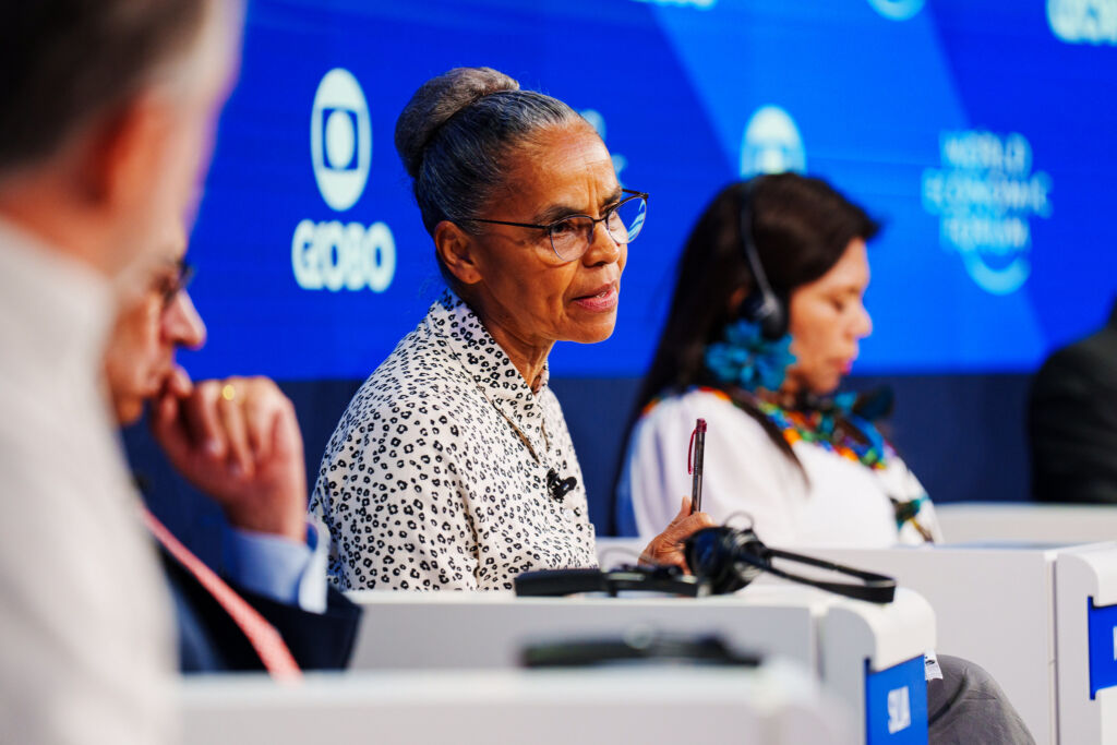 DECISÃO DE GOVERNO MARINA SILVA LUCIANO HUCK DAVOS