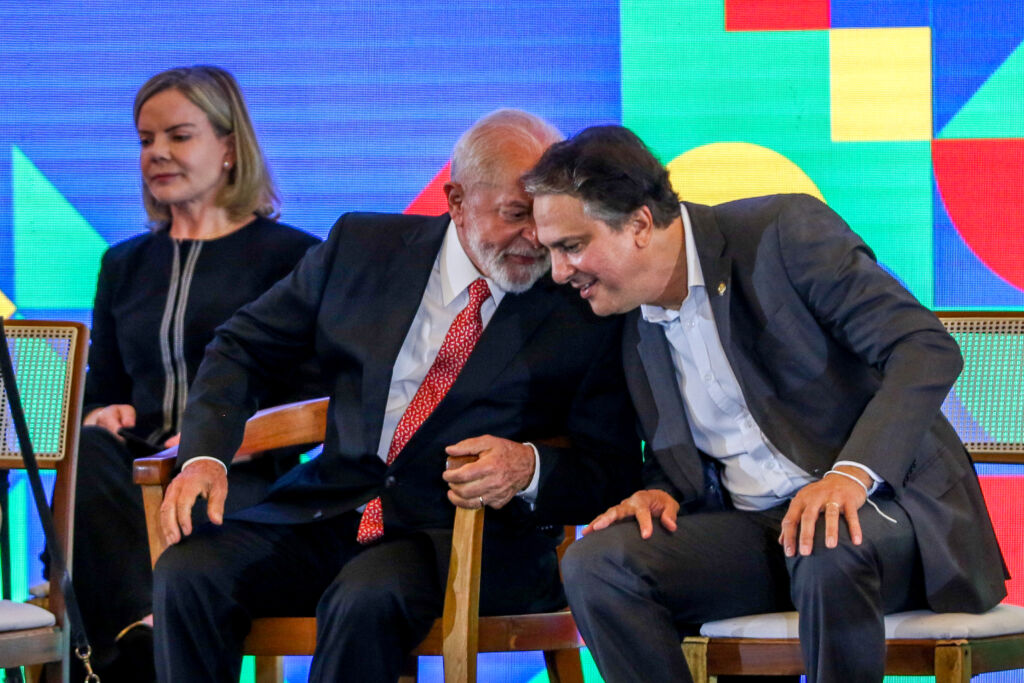acordo camilo santana lula novo ensino medio