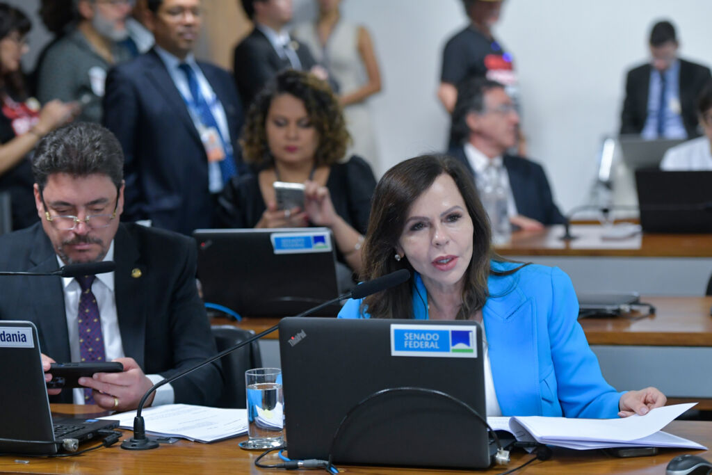 carga horária ensino medio senadora dorinha