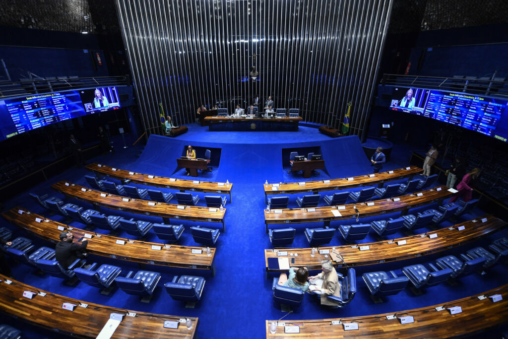 código eleitoral reservara vagas para mulheres no legislativo