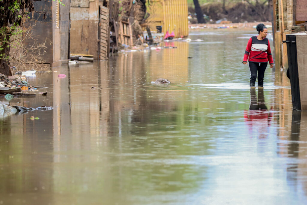 EMERGÊNCIA CLIMÁTICA PROJETO PARADO