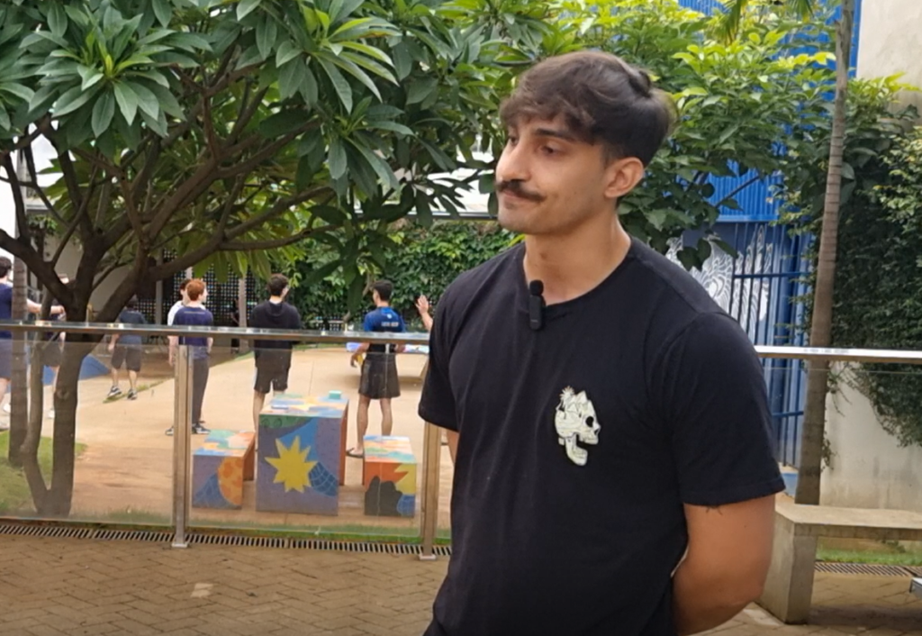 Professor Andre Luiz comenta a restrição dos celulares
