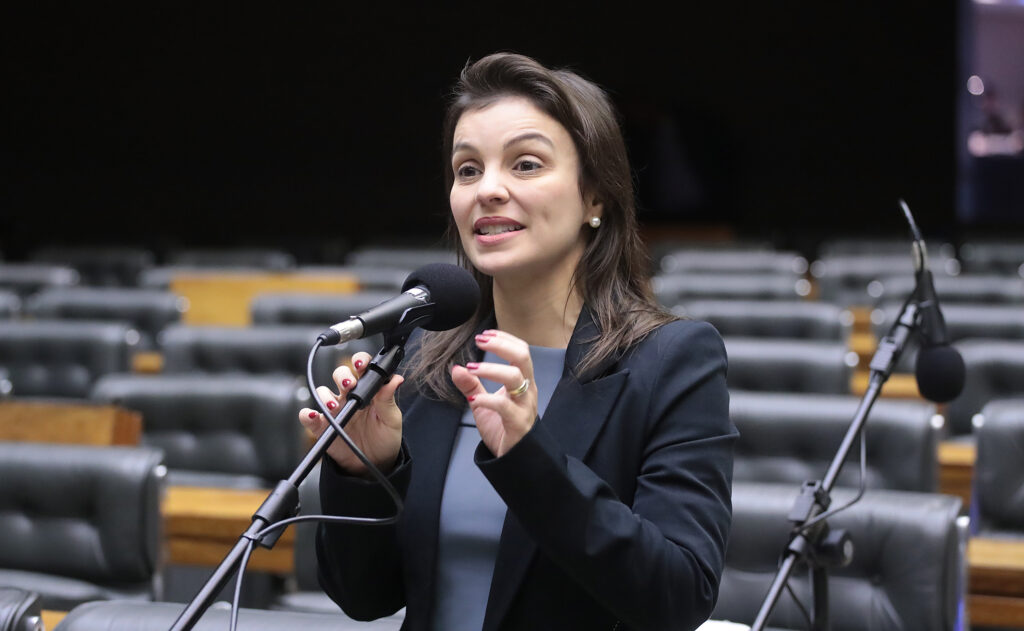política nacional marussa boldrin